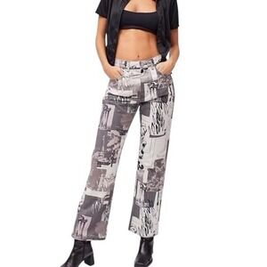 UO BDG High Waisted Cowboy Jean Graphic Print straight leg Y2K‎ retro Size 26